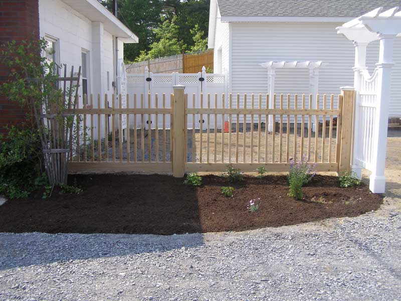 Cedar.picket.2x2.victorian 008