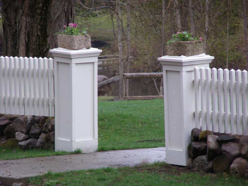 Cedar.picket.2x2.custom 012